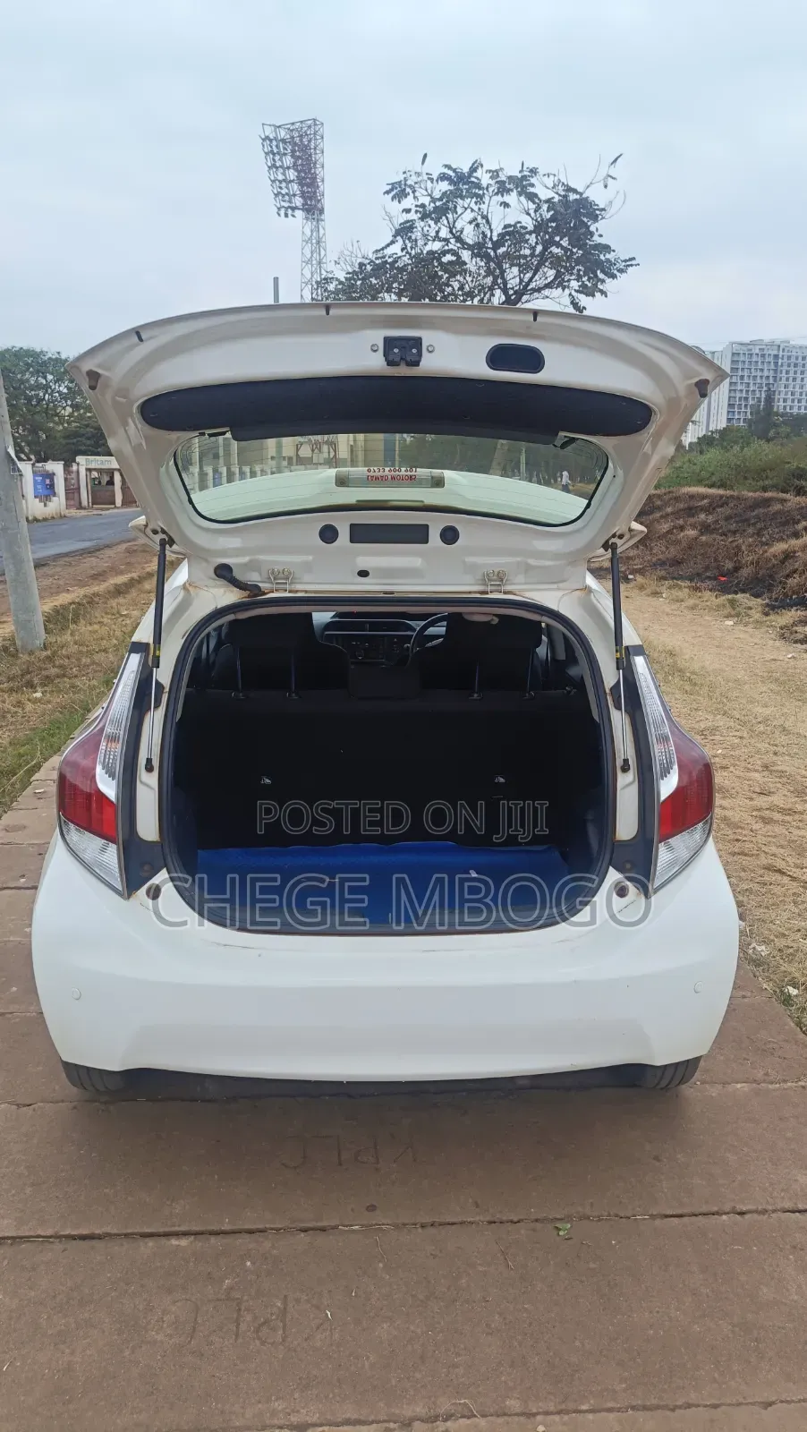 Toyota Aqua 2016 White