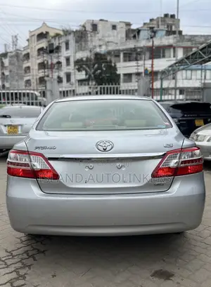 Toyota Premio 1.5 FWD 2013 Silver
