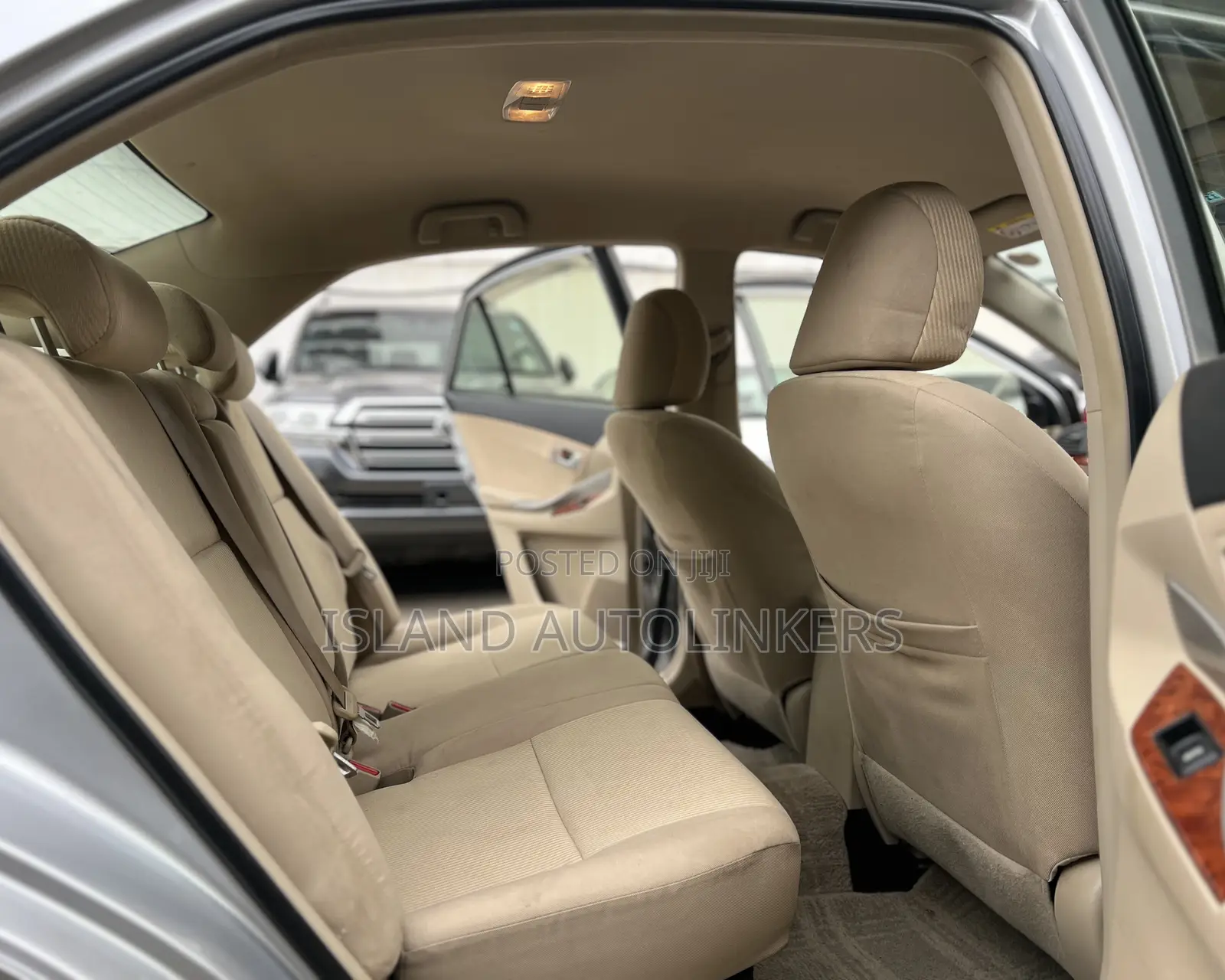 Toyota Premio 1.5 FWD 2013 Silver