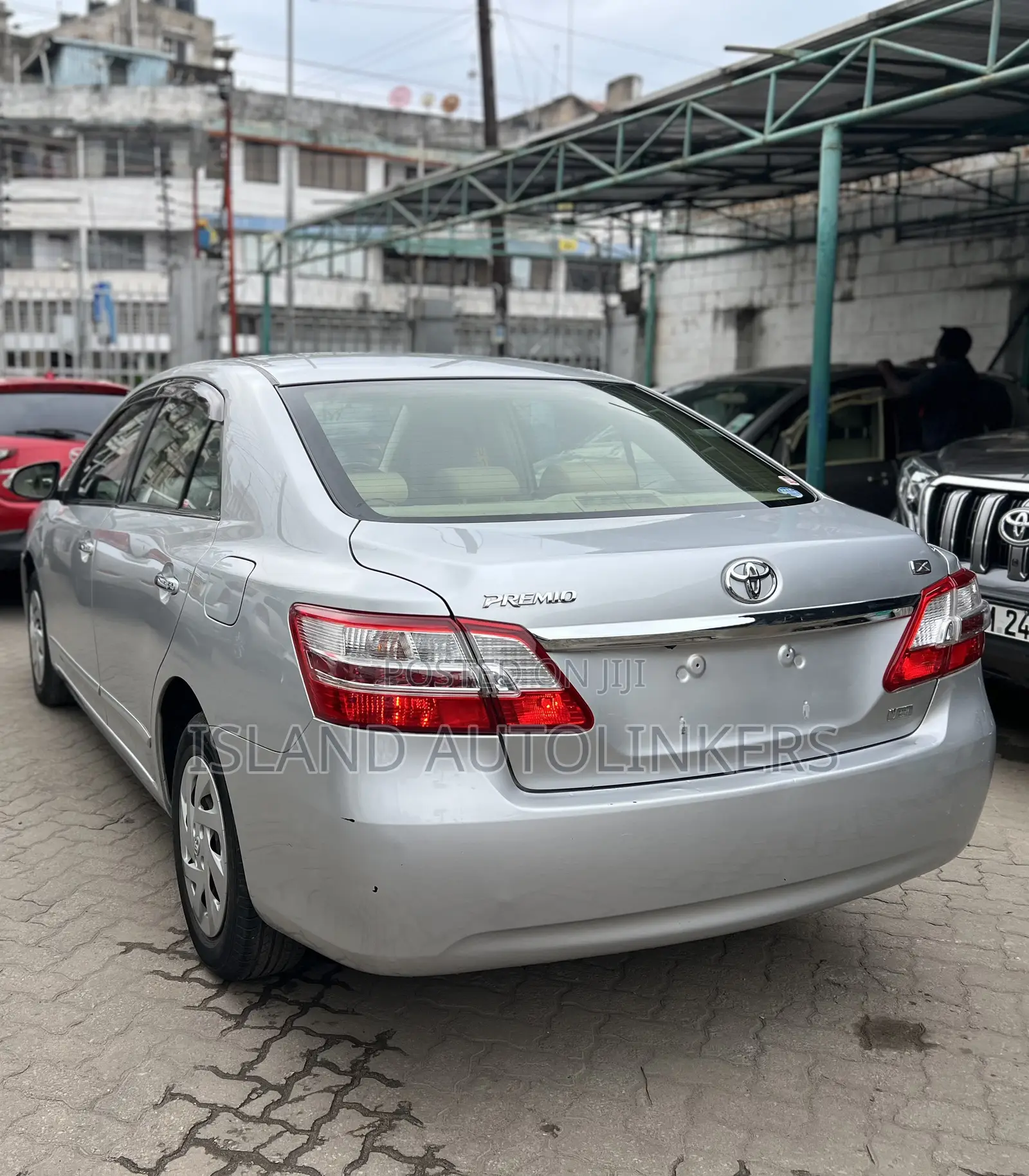 Toyota Premio 1.5 FWD 2013 Silver