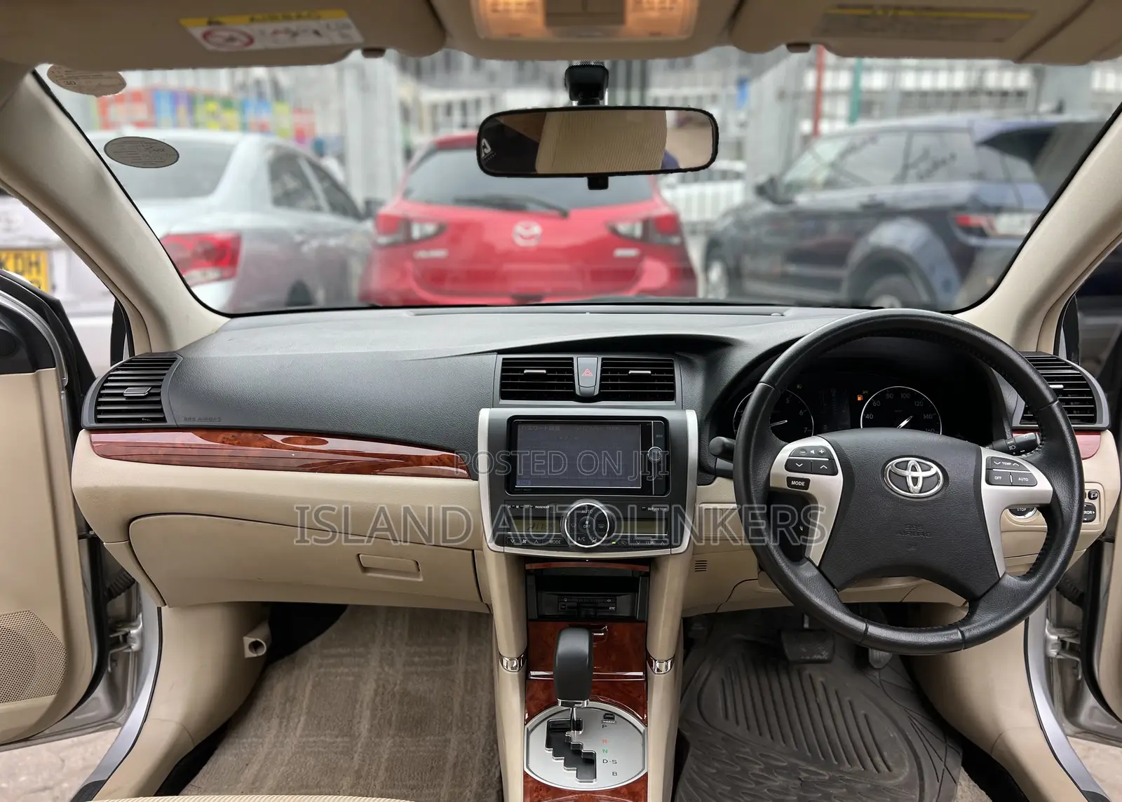 Toyota Premio 1.5 FWD 2013 Silver