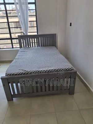 4by6 Bed Slightly Used Still in Very Good Condition.