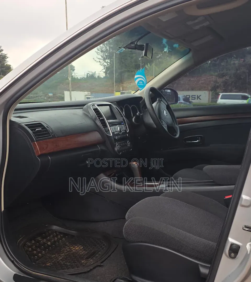 Nissan Sylphy 2011 Silver