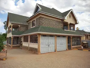 5bdrm Maisonette in Kisiwa West Estate for sale