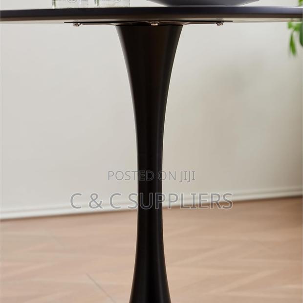 Round Living Room Marble Table. - thumbnail 7
