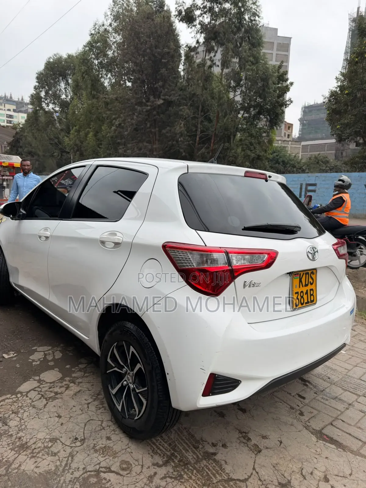 Toyota Vitz 2017 White