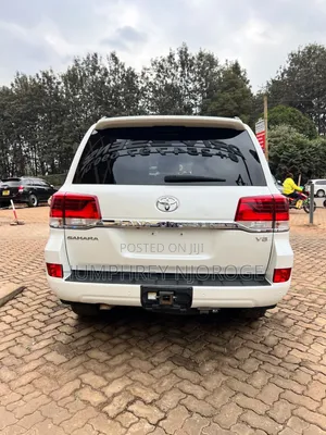 Toyota Land Cruiser 4.5 V8 TD 2019 White