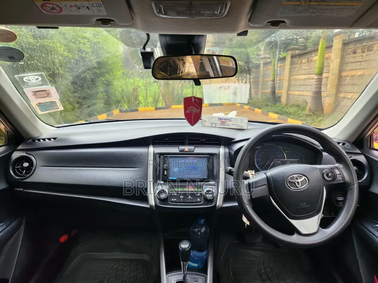 Toyota Corolla Fielder 2017 Silver