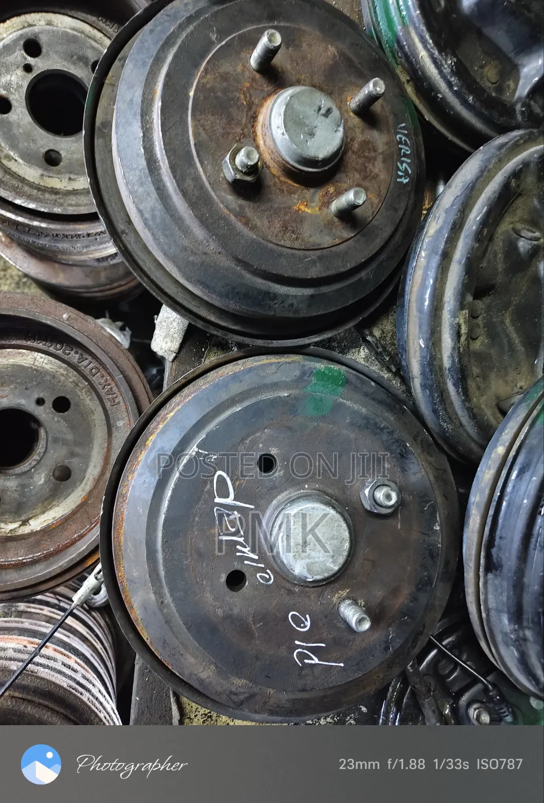 Mazda Demio Old/Verisa Rear Drum