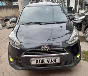 Toyota Sienta 2016 Black