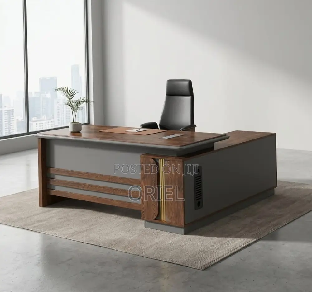 Executice Office Desk : 1.8M L-Shaped Table