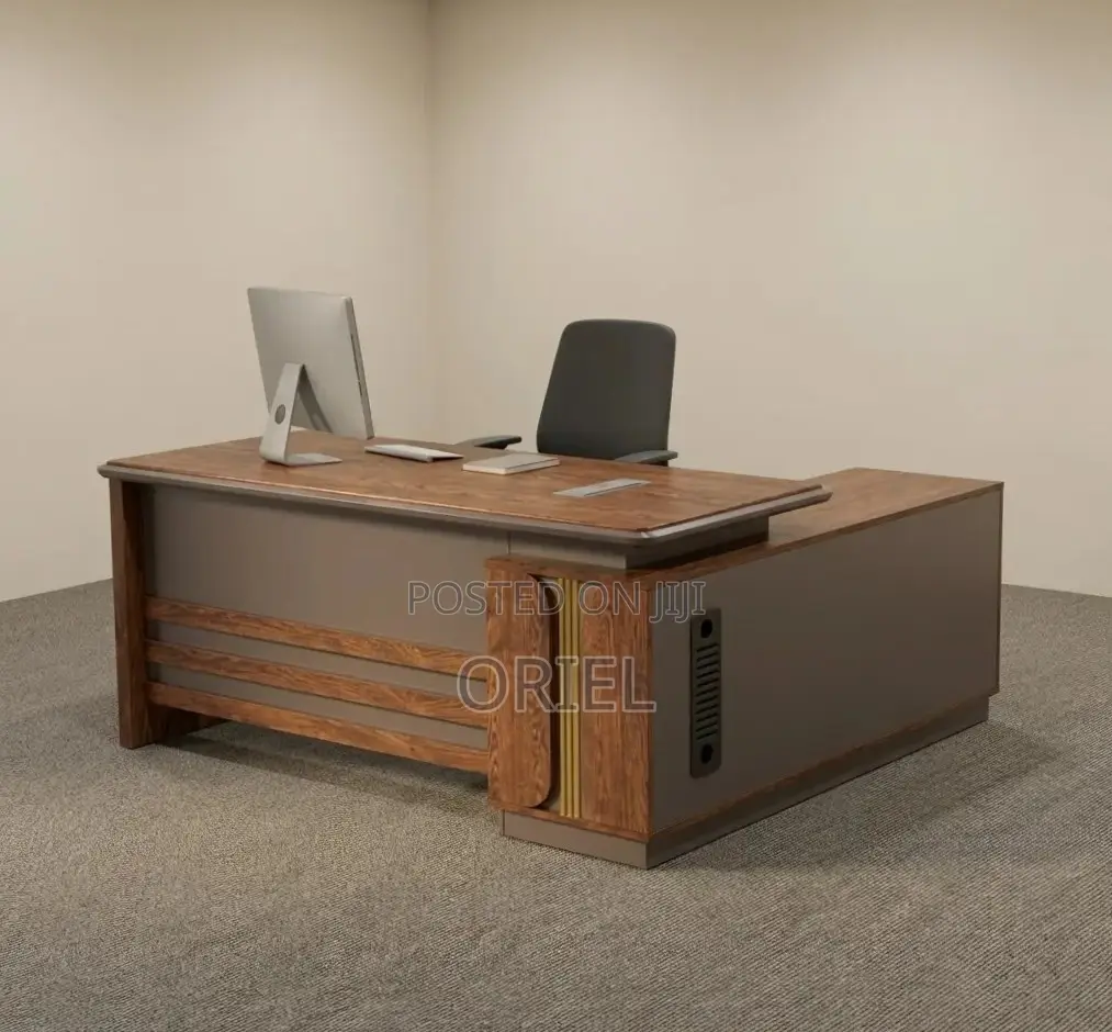 Executice Office Desk : 1.8M L-Shaped Table