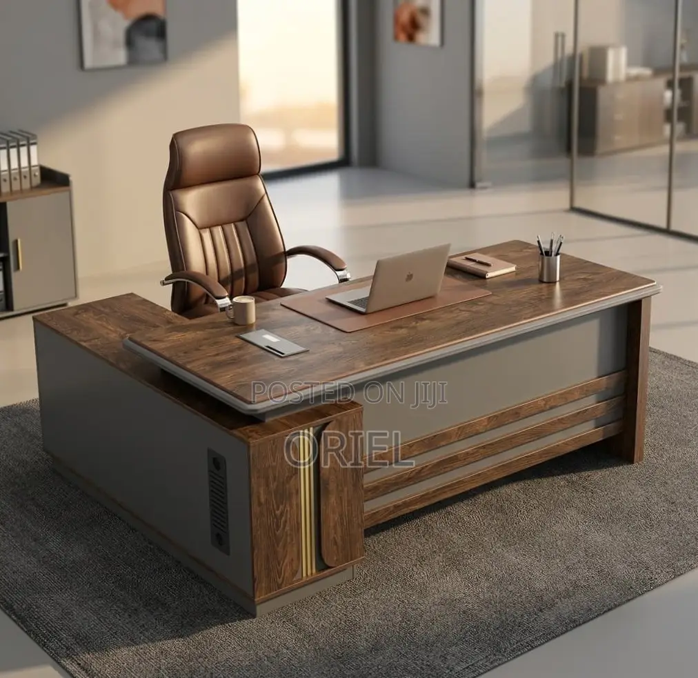 Executice Office Desk : 1.8M L-Shaped Table