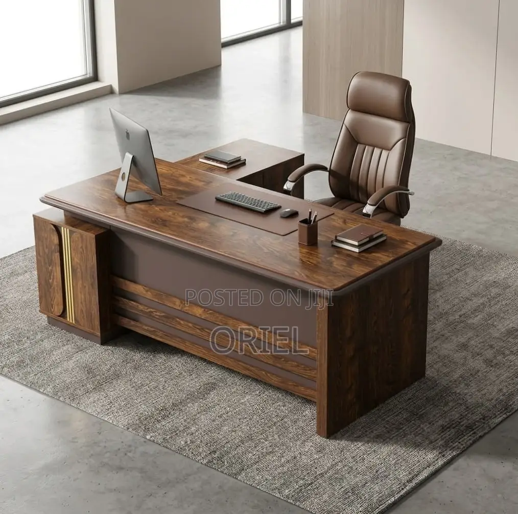 Executice Office Desk : 1.8M L-Shaped Table