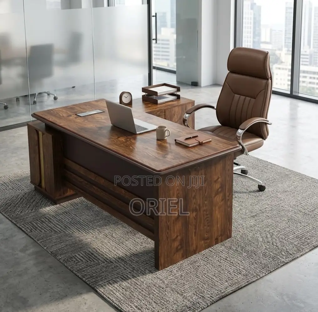 Executice Office Desk : 1.8M L-Shaped Table