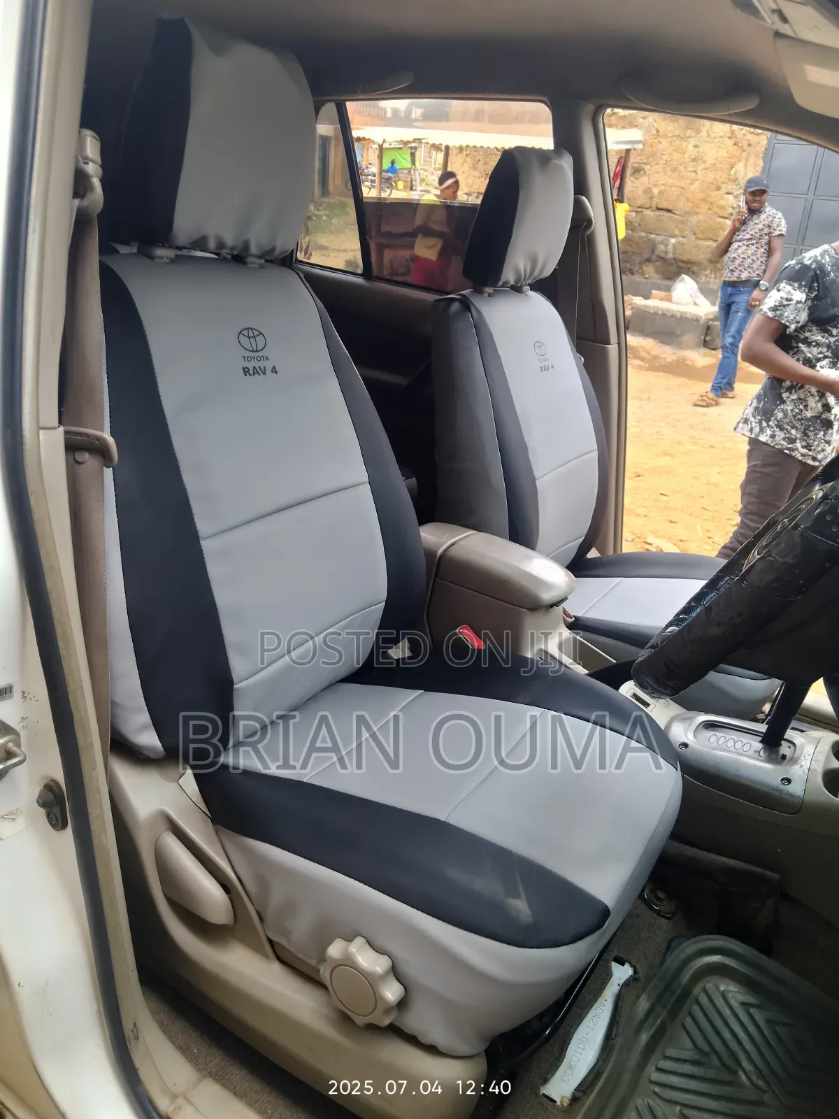 Toyota RAV4 Seat Covers – Custom Made