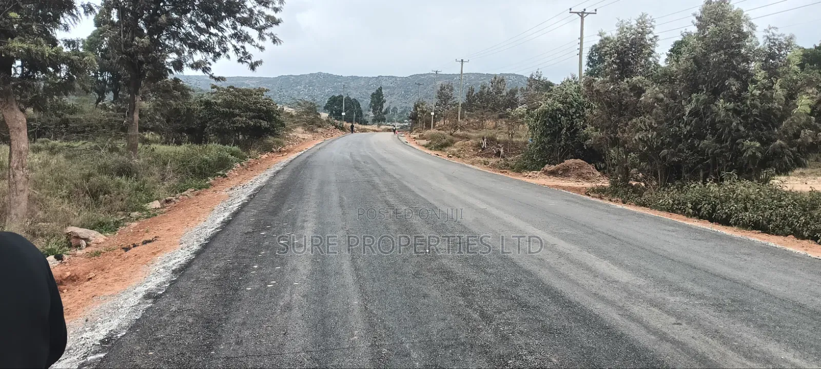 Kikuyu Prime 2 Acres in Nachu Mbomboini on Tarmac