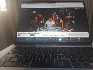 Laptop Apple MacBook Air 2022 M2 8GB Apple M2 SSD 256GB