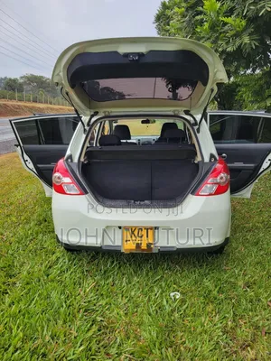 Nissan Tiida 2011 White