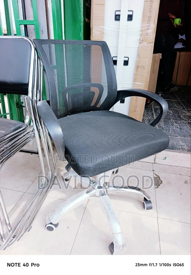 Mesh Chair Black - thumbnail 3