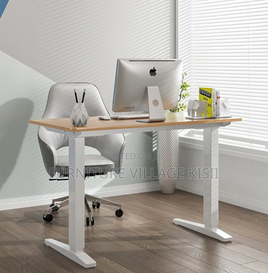 Office Desk: Electronic Standing Desk