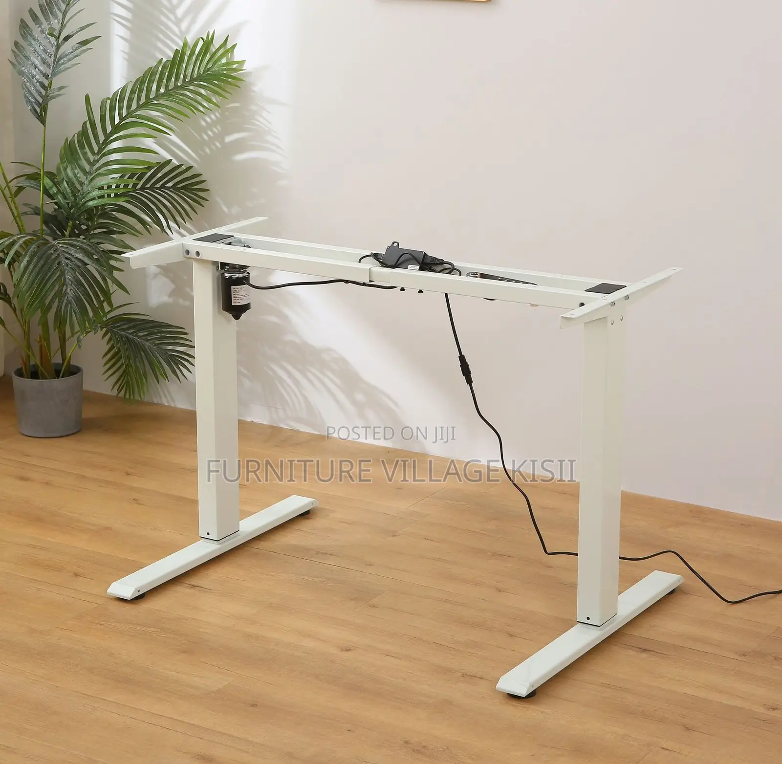 Office Desk: Electronic Standing Desk