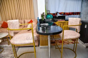 Meru 1 Bedroom Airbnb Makutano Luqman
