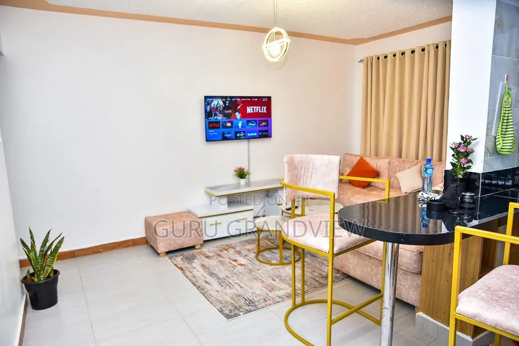 Meru 1 Bedroom Airbnb Makutano Luqman