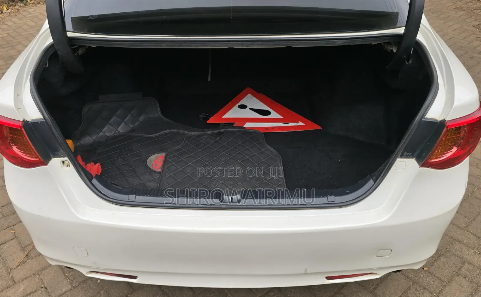 Toyota Crown 2012 White