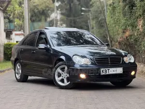 Mercedes-Benz C200 2005 Black