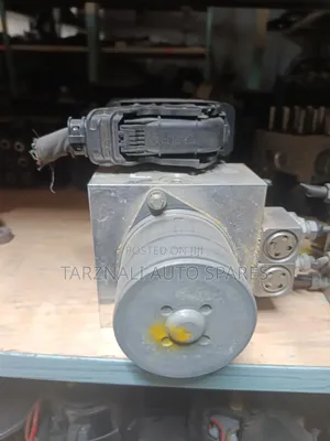 W166 Abs Pump