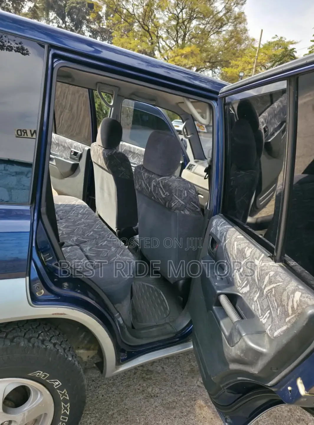 Mitsubishi Pajero IO 2002 Blue