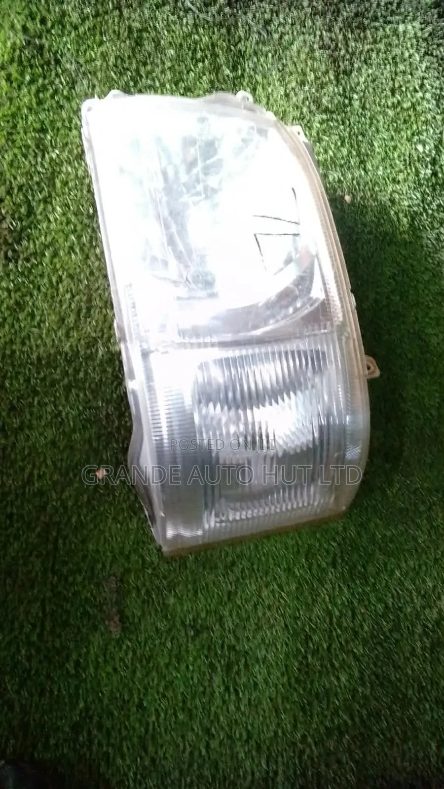 Hiace 7l Headlight