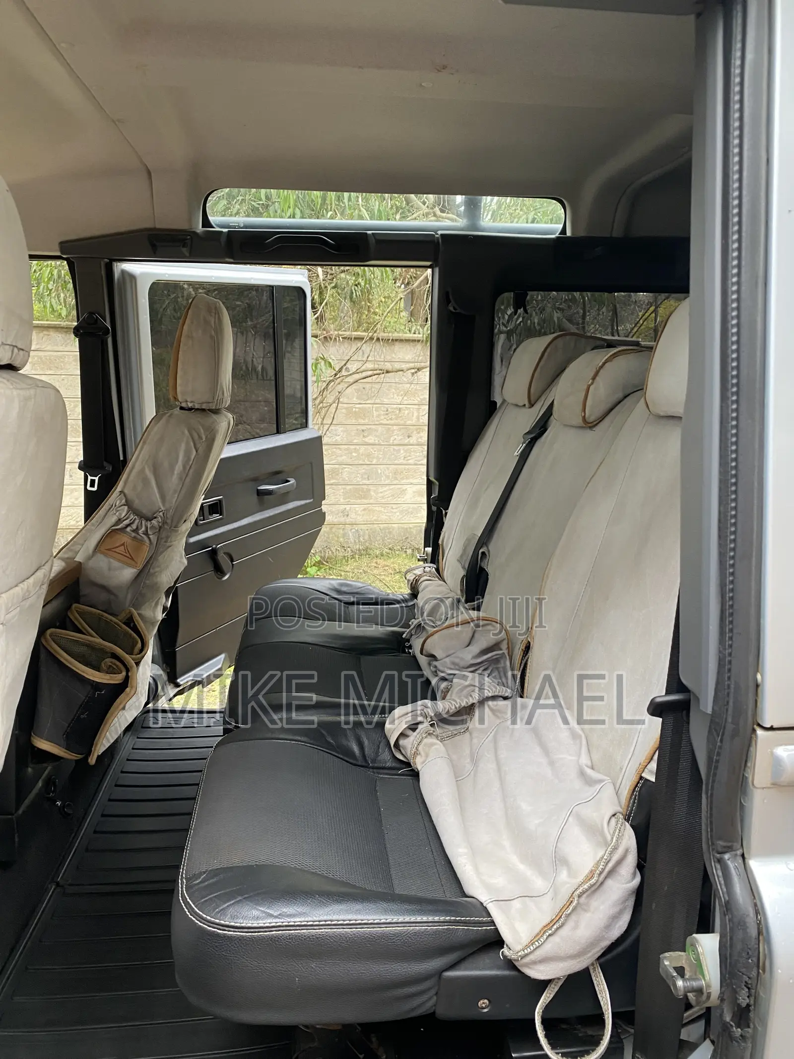 Land Rover Defender 2011 Gray