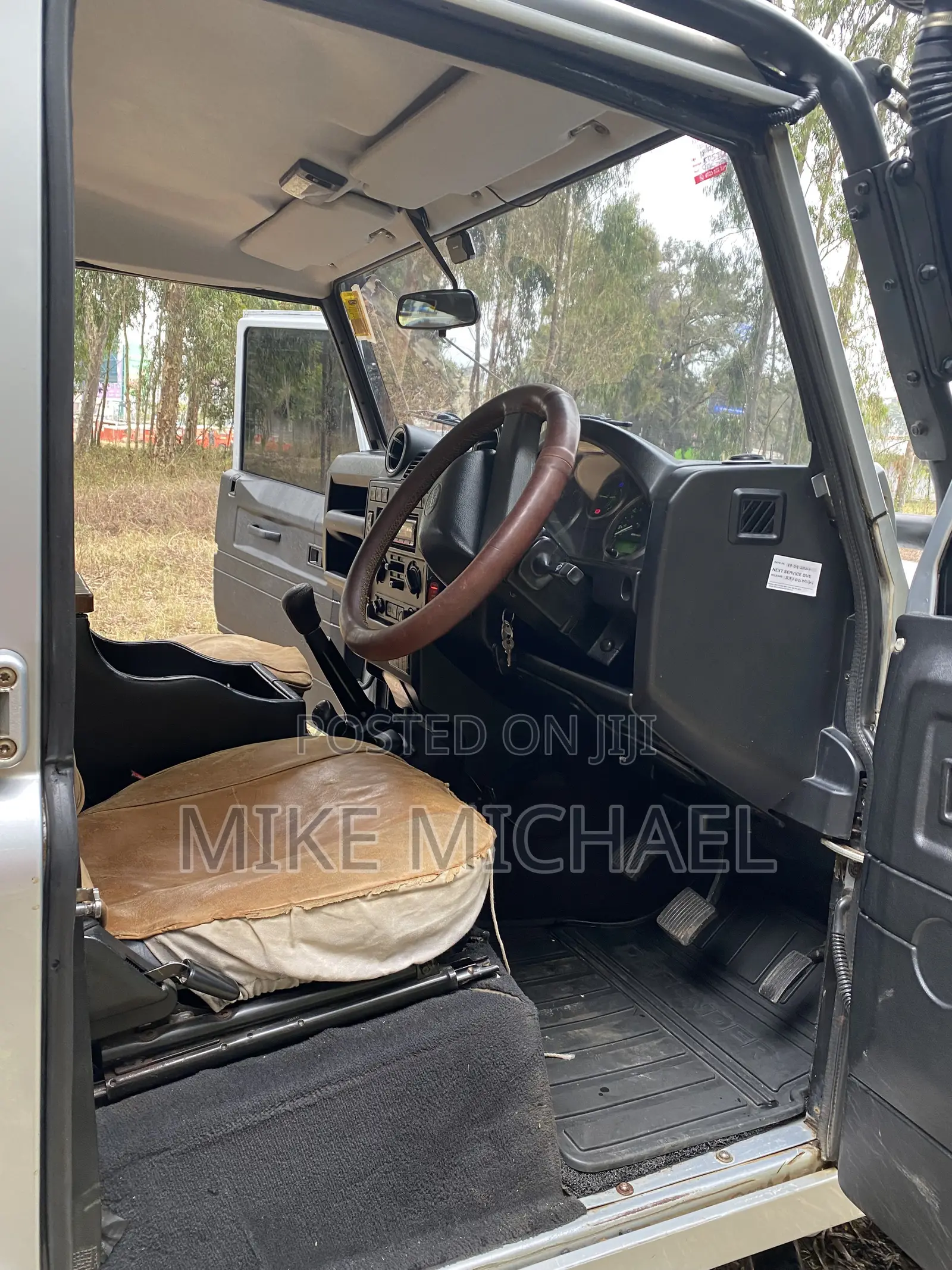 Land Rover Defender 2011 Gray