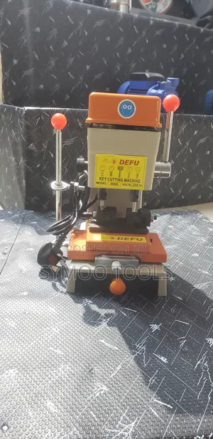 Key Cutting Machine