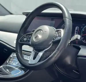 Mercedes-Benz E200 2019 Black