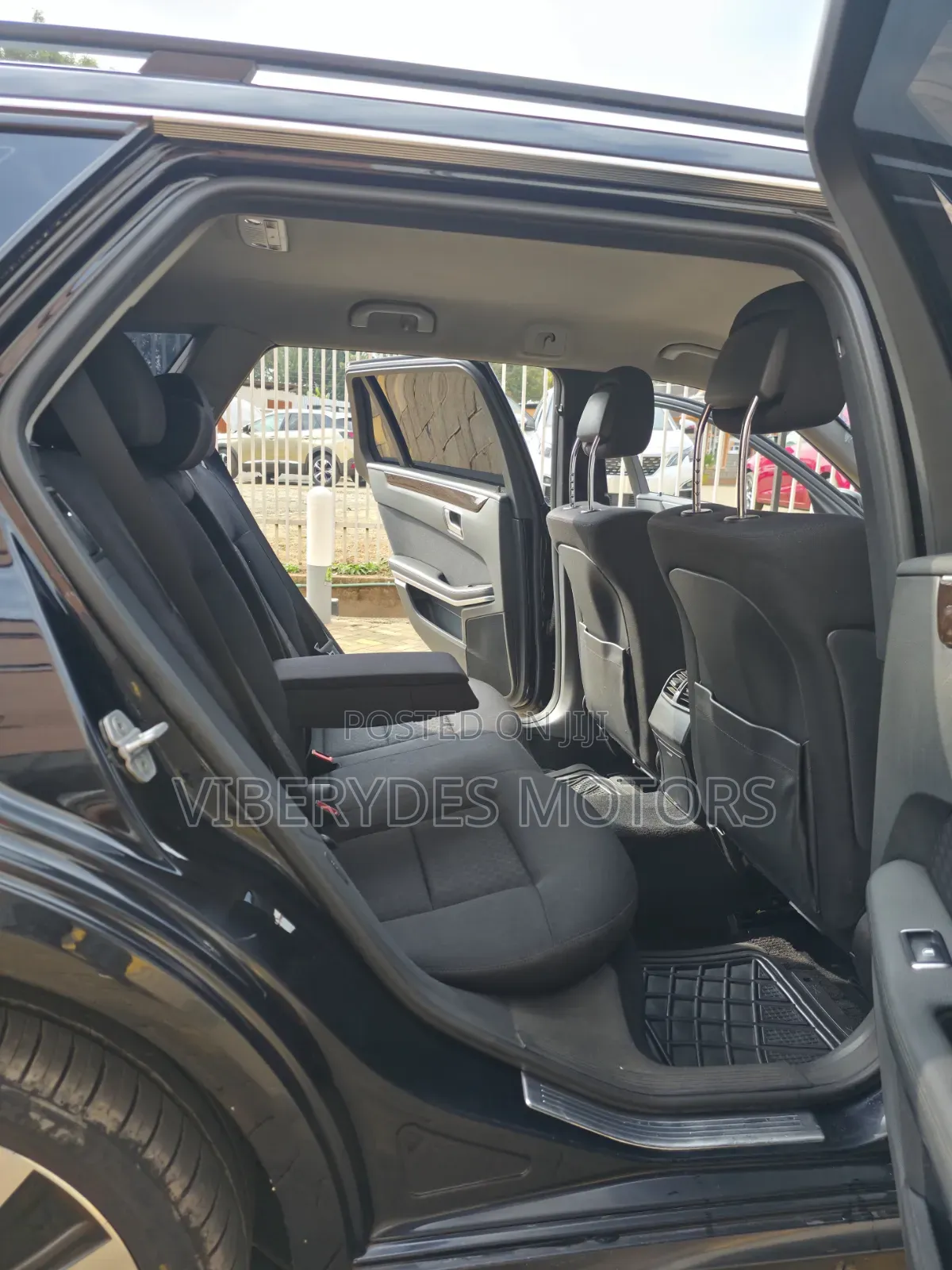 Mercedes-Benz E250 2012 Black
