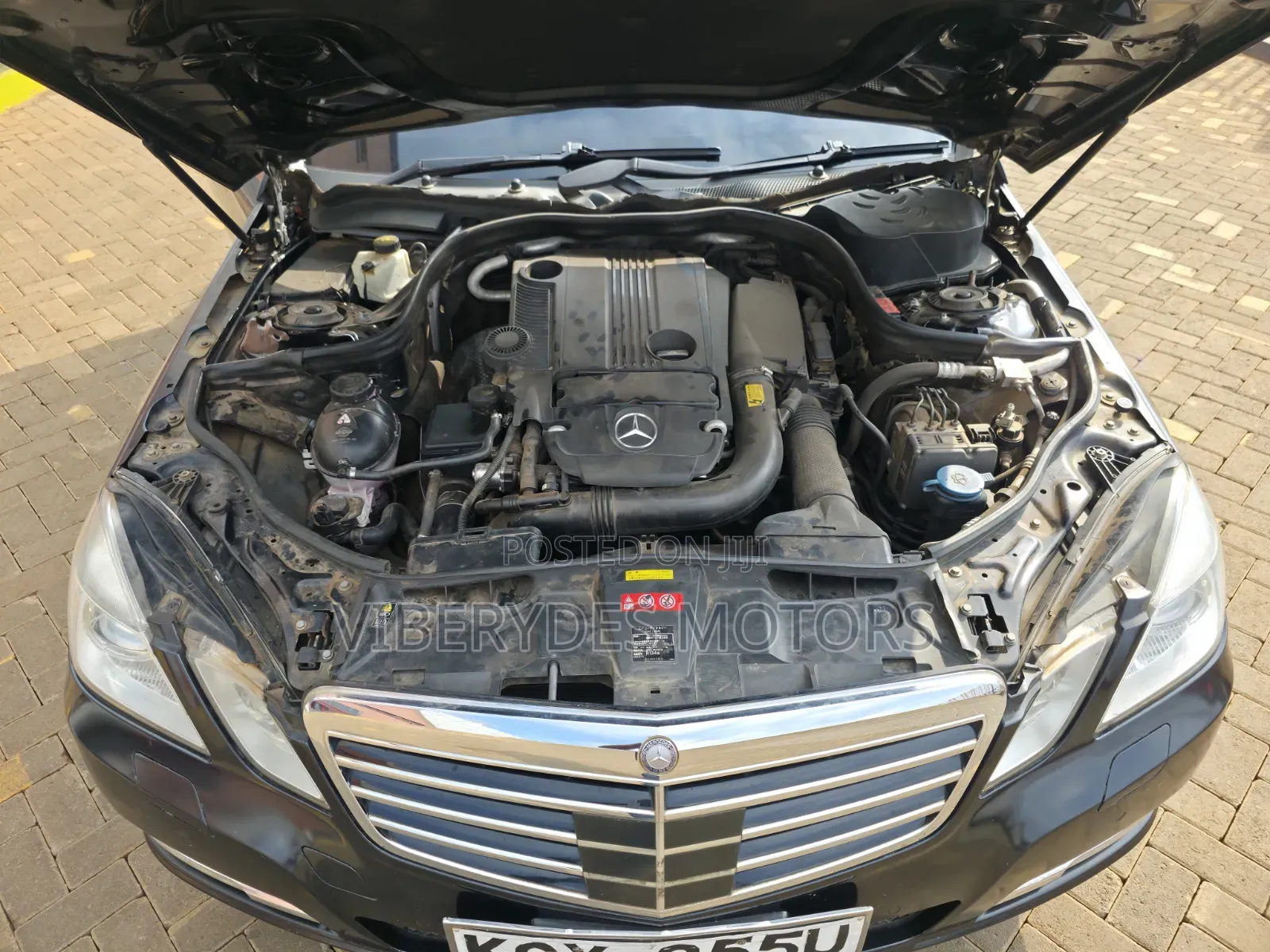 Mercedes-Benz E250 2012 Black