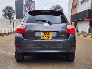 Toyota Auris 2010 Gray