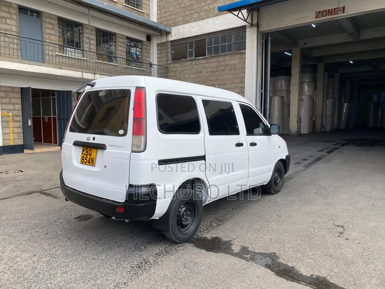 Toyota TownAce 2004 White