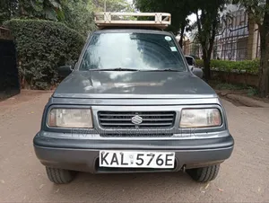 Suzuki Escudo 1993 Gray