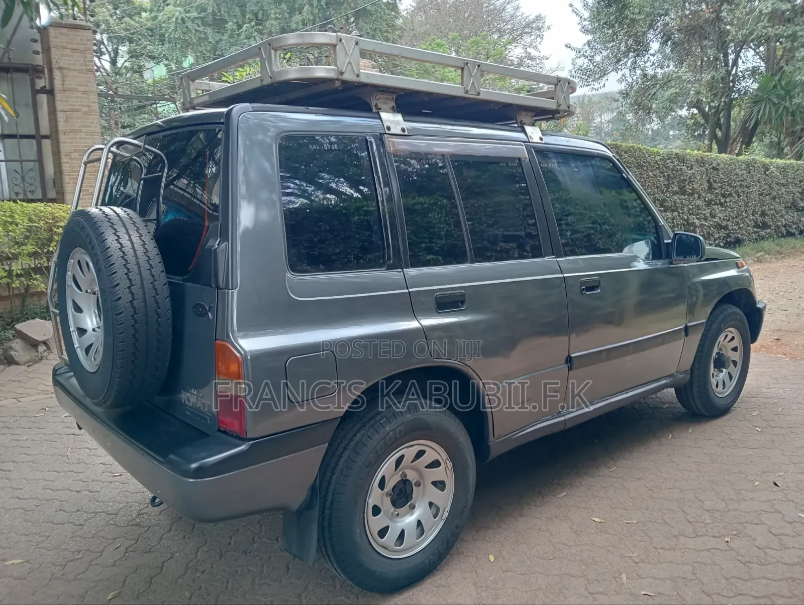 Suzuki Escudo 1993 Gray