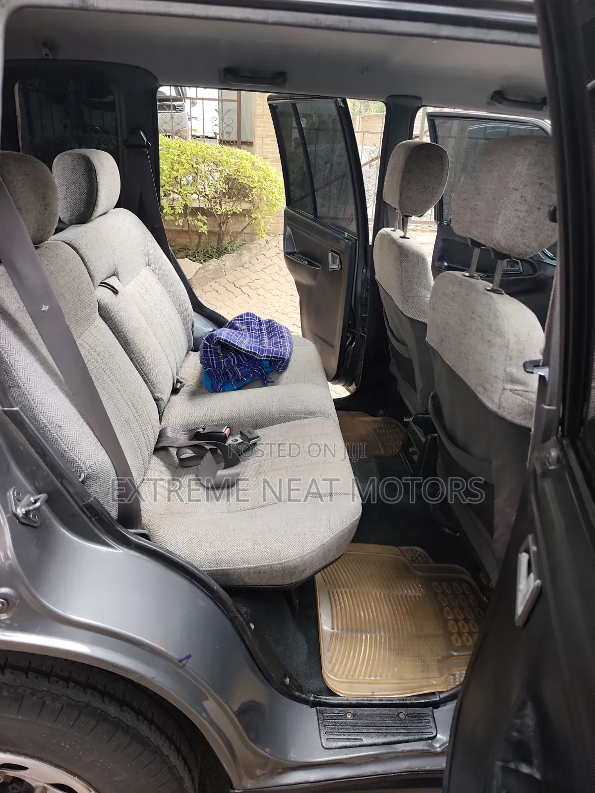 Suzuki Escudo 1995 Gray