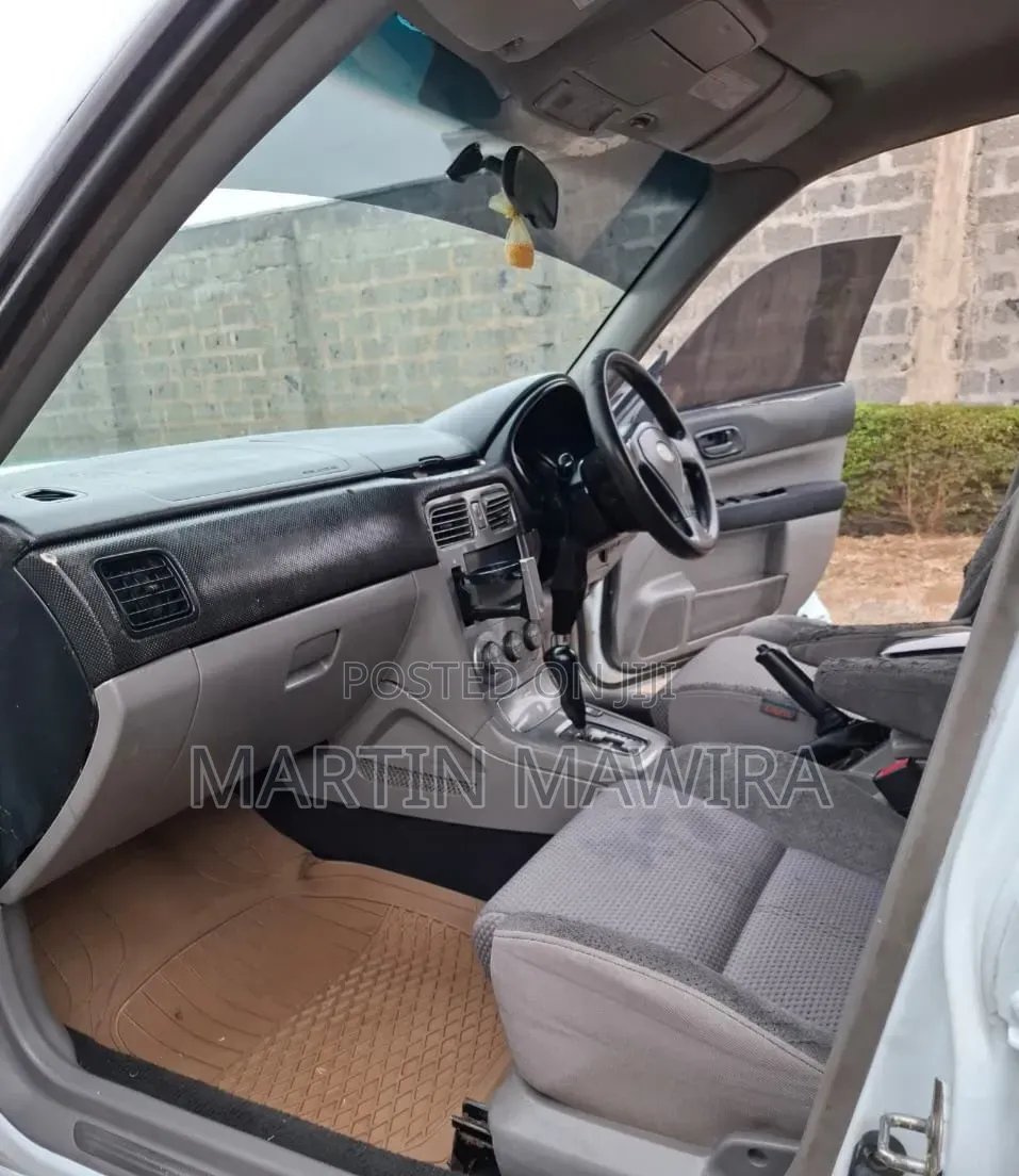 Subaru Forester 2006 White
