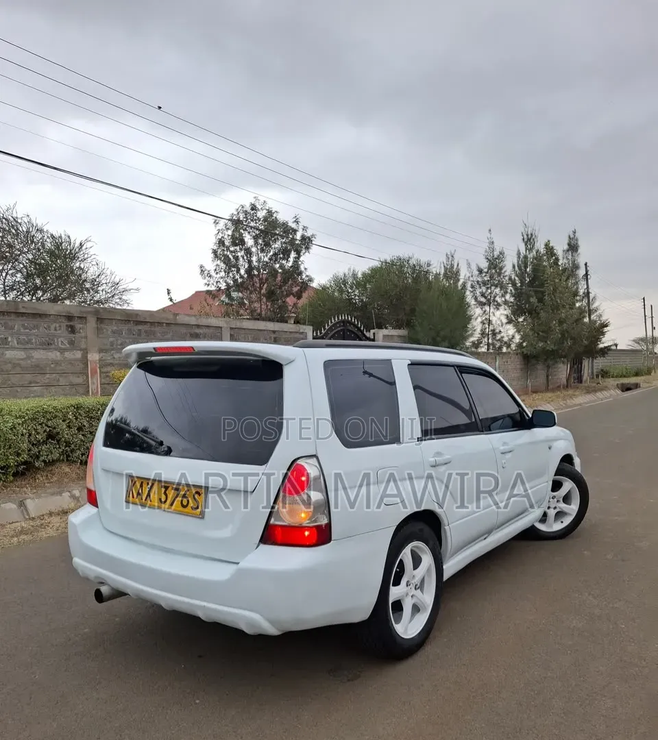 Subaru Forester 2006 White