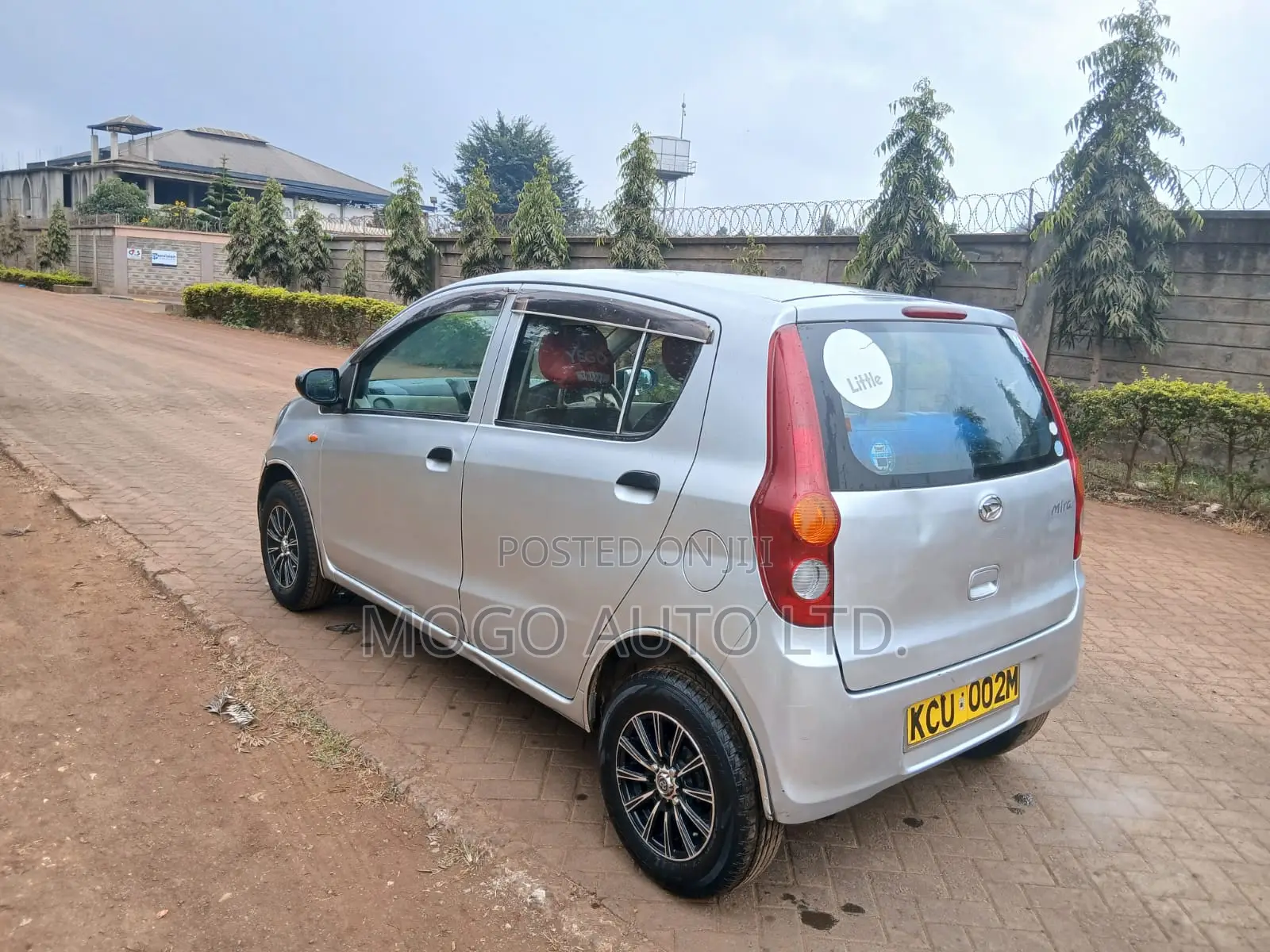 Daihatsu Mira 2012 Silver