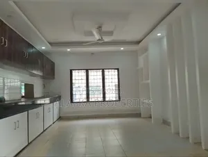 4bdrm Mansion in Beach Road, Nyali Mkomani for rent
