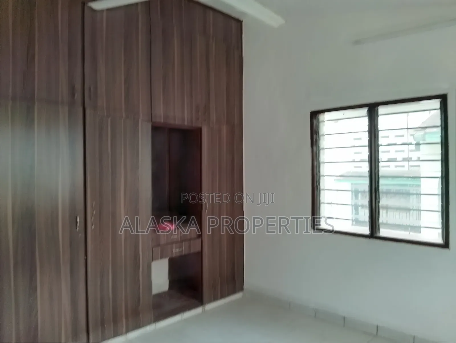 4bdrm Mansion in Beach Road, Nyali Mkomani for rent