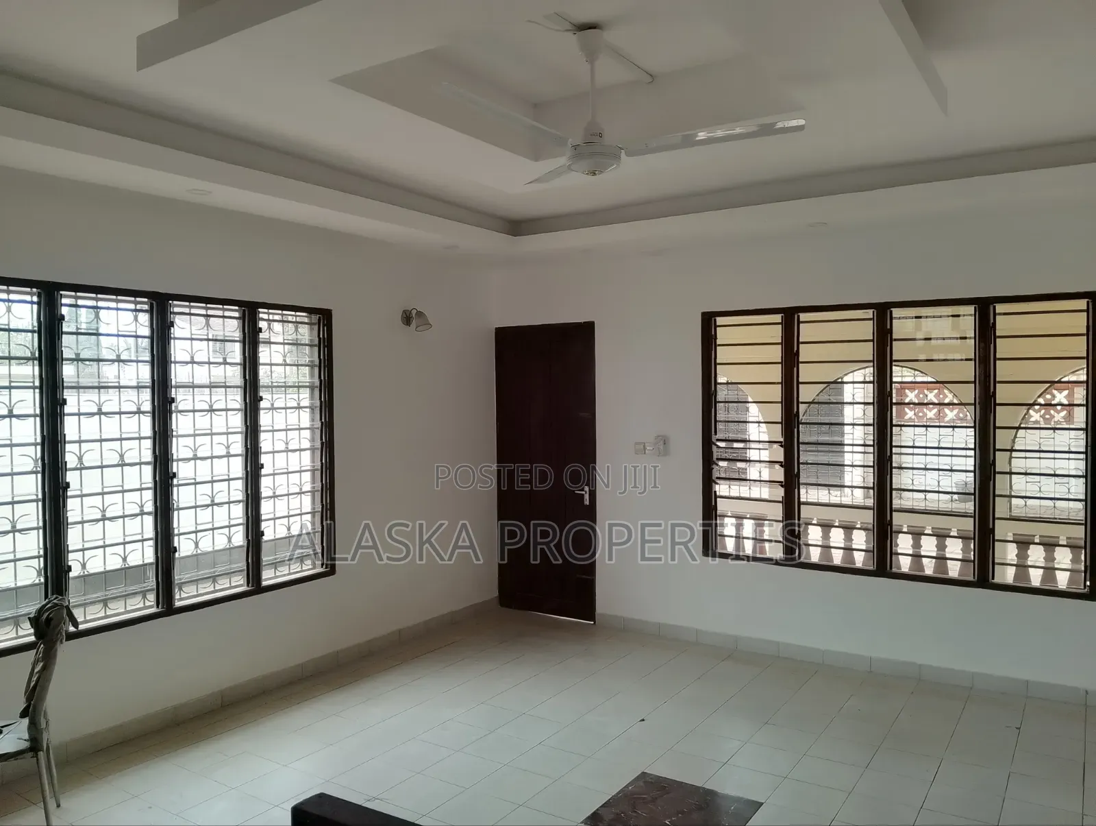 4bdrm Mansion in Beach Road, Nyali Mkomani for rent
